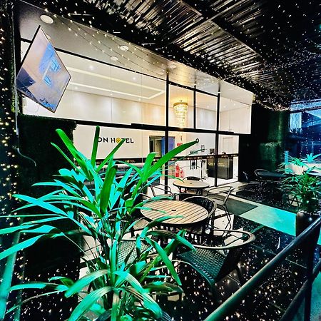 On Park Hotel E Estacionamento Traslado Guarulhos Ngoại thất bức ảnh