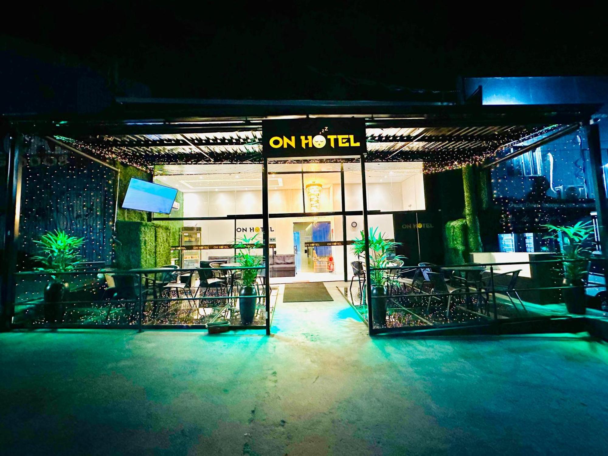 On Park Hotel E Estacionamento Traslado Guarulhos Ngoại thất bức ảnh